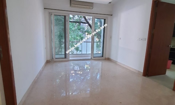 4 BHK Flat for Rent in Poes Garden